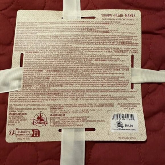 Disney Parks Collectible Limited Edition Disney Castle Reversible Throw NWT - Picture 6 of 7